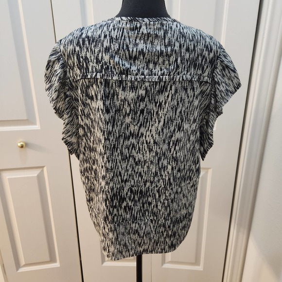 I R O Black and Cream Blouse size 40/ US 8 - Picture 6 of 11